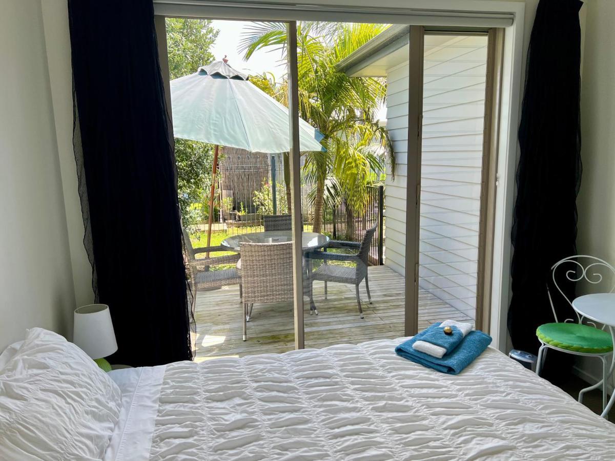 Bed and Breakfast Jennie'S In Whitianga Exterior foto